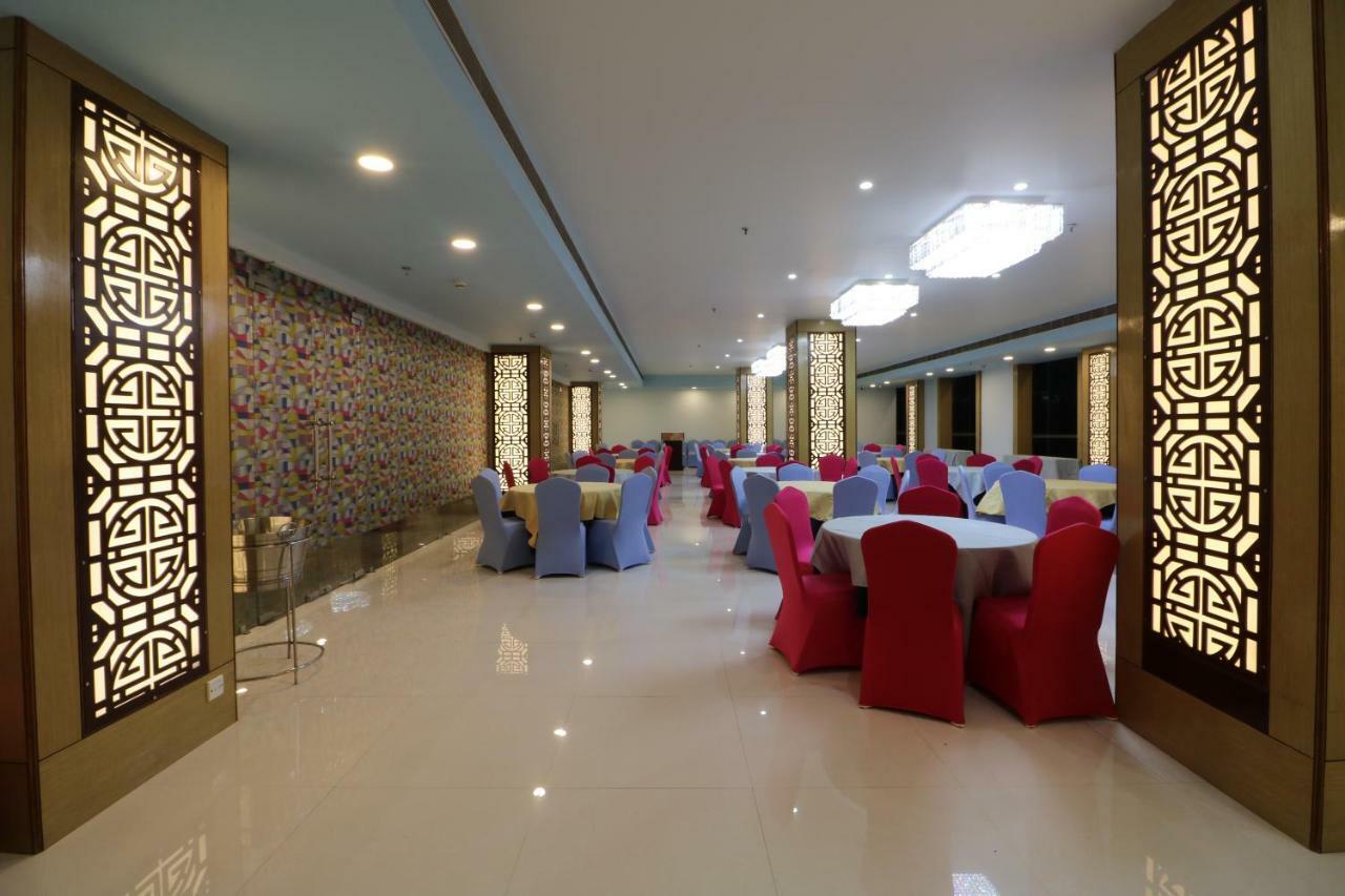 Aristocrat Hotel Kolkata Eksteriør bilde